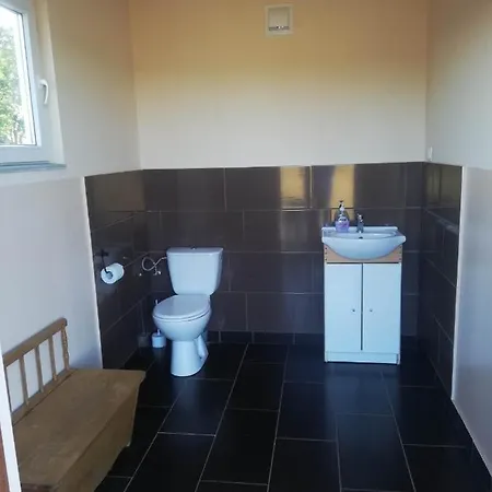 Peace & Quiet Pole Namiotowo-kempingowe * Slawoborze